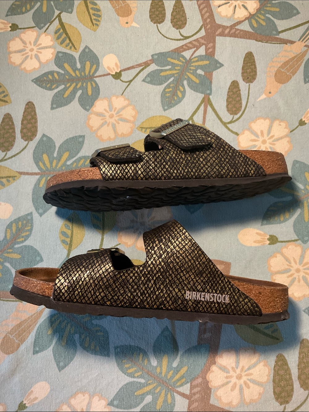 Birkenstock Arizona sandals, gold & black - Picture 3 of 6